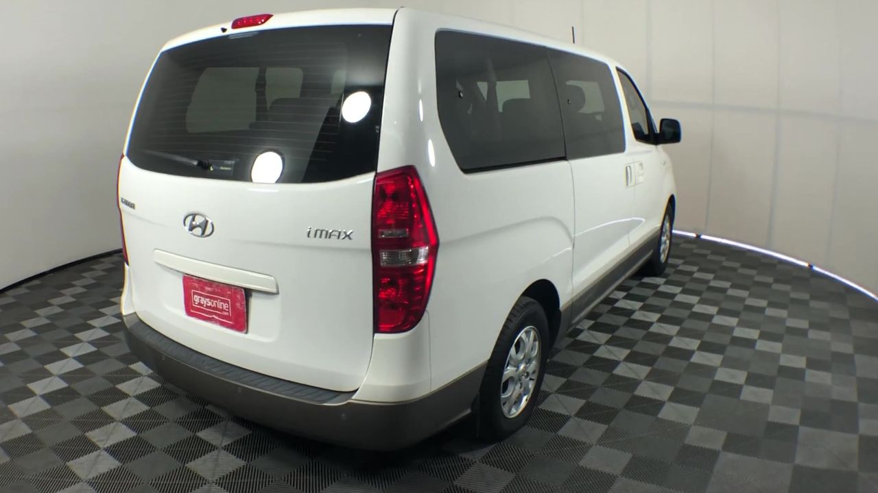 2 Carat round 2 white diamond each CVD Uncertified