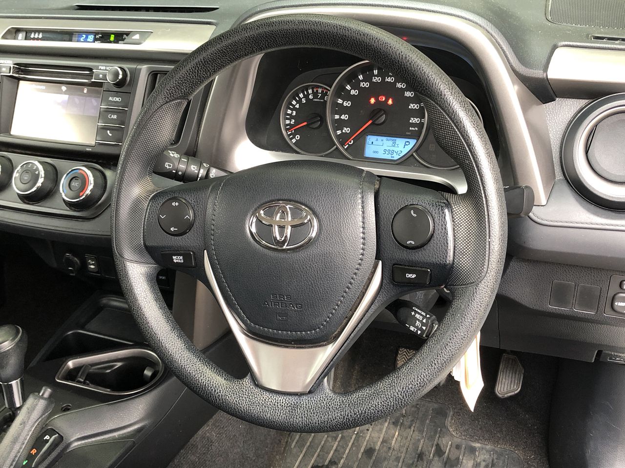 0.08 Carat White 4 round diamonds