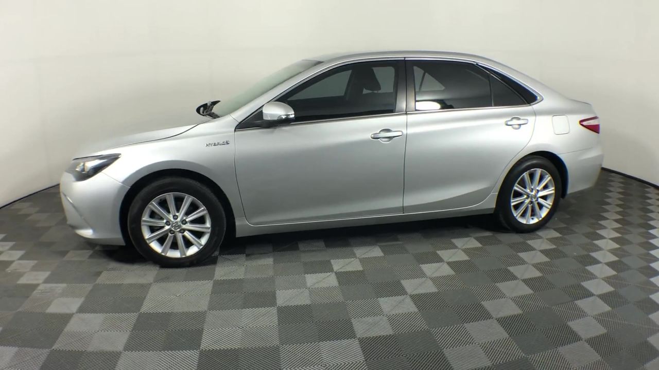 <p>Used Cascade Hydraulic Forklift Attachment </p>