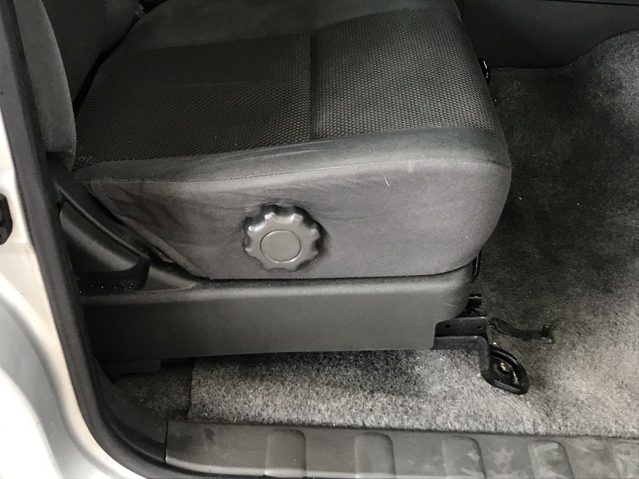 HYPERX Cloud III – Wired Gaming Headset, PC, PS5, Xbox Series X|S, Angled 5