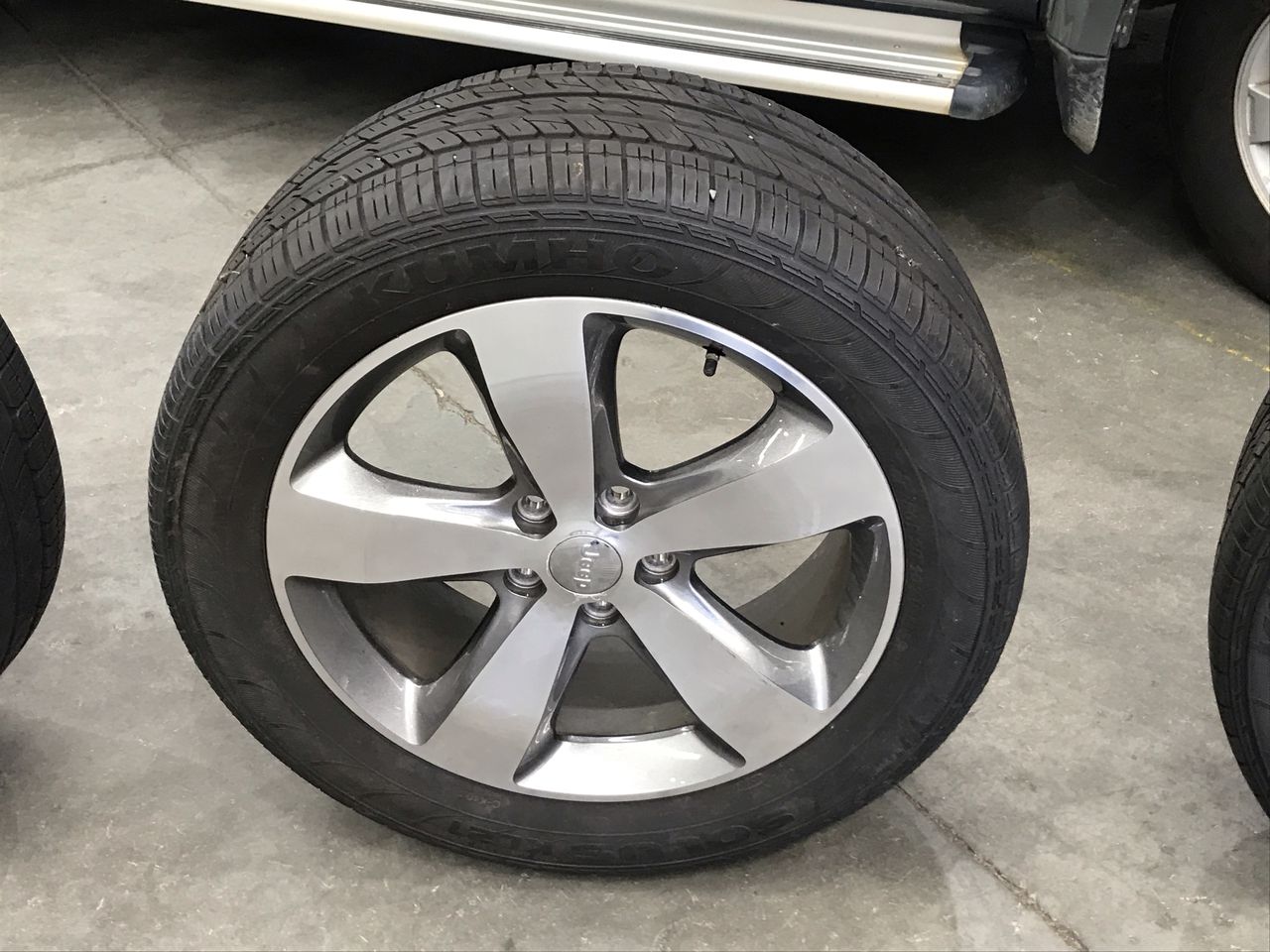 Chain Of Ponds Unchained Gruner Veltliner 2023 (12x 750 mL) SA