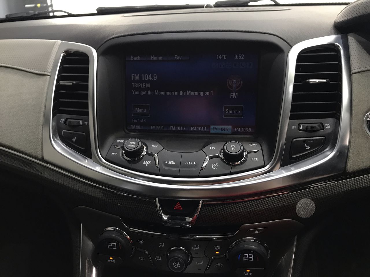 Zilzie Tendril & Vine Pinot Grigio 2025 (12x 750mL) VIC