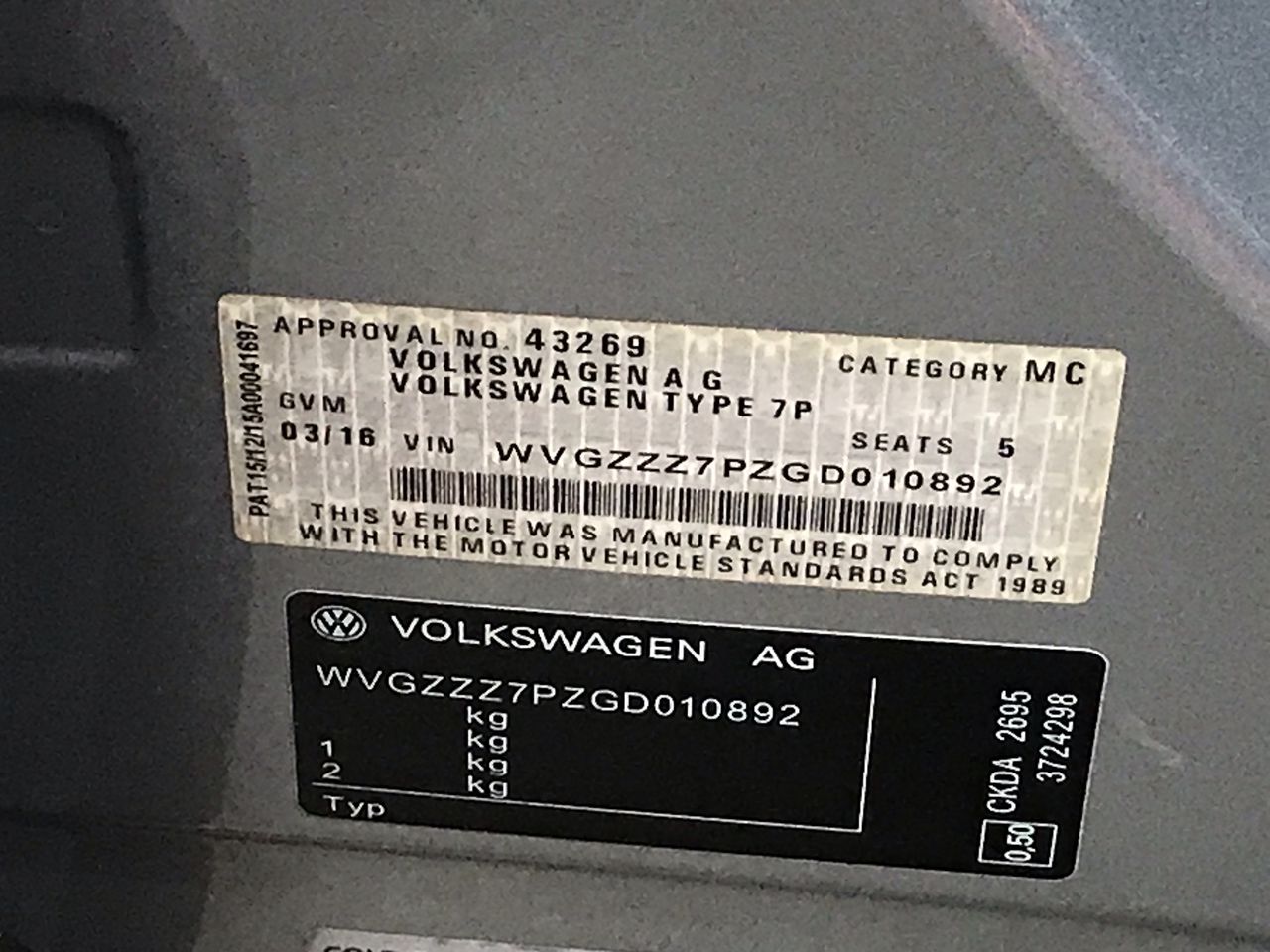 Elephant in the Room Chardonnay  (6x 750mL). (252626-1266)