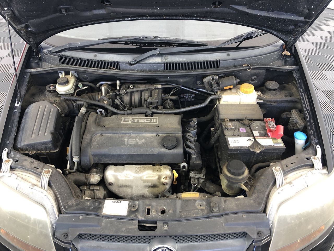 GARDENA 30M Wall Mounted Retractable Reel with Hose Guide, Automatic retrac