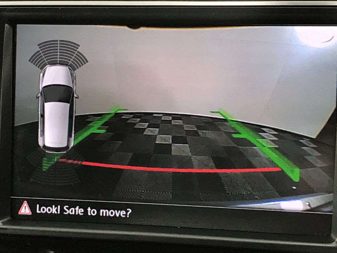 BLACK + DECKER 18V Hammer Drill Kit With Carry Case & 80x Attachments.