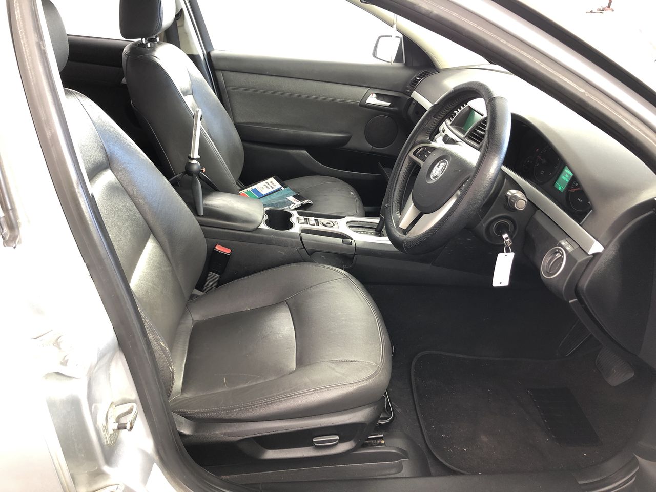 2 x 206pc Wall Plug & Wood Screw Assortment. Contents: See Image.