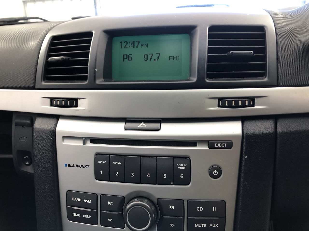 2 x 206pc Wall Plug & Wood Screw Assortment. Contents: See Image.