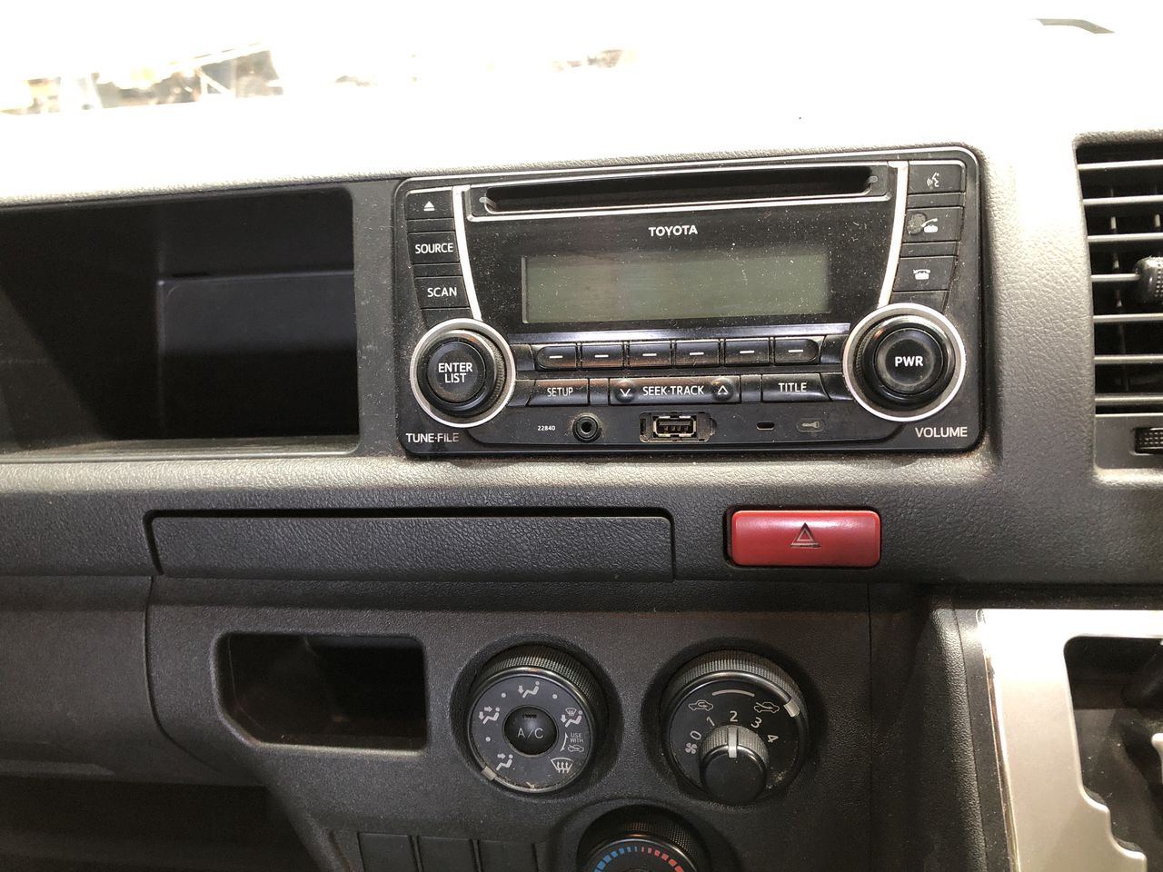 Australia: 2005 WWII Service to Australia 60th Anniv. given to Veterans