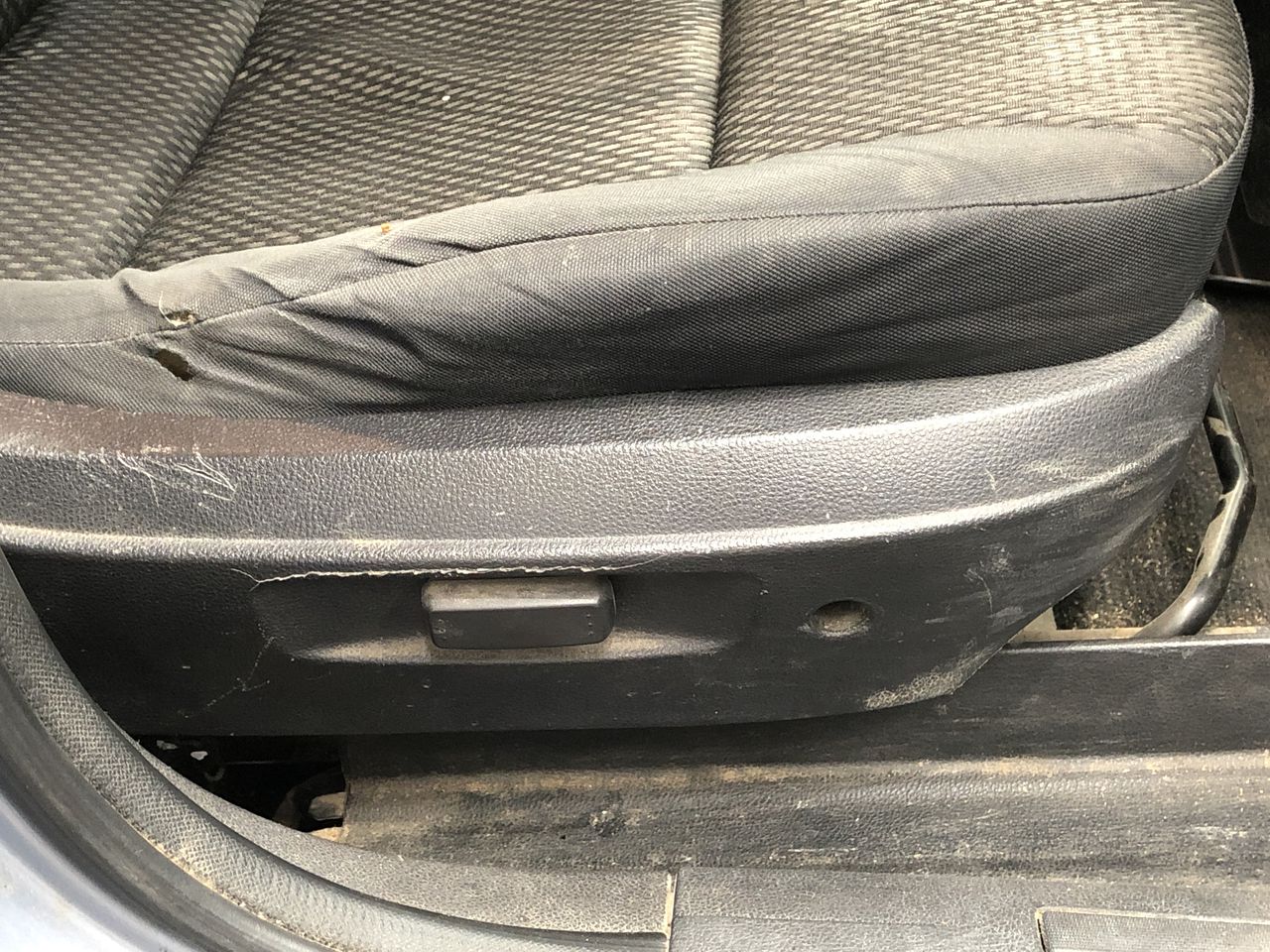 0.12 carat white round 4 diamond