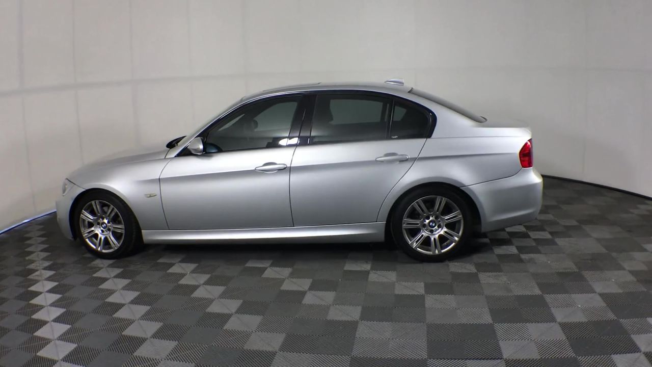 1966 Australia Silver Queen Elizabeth coin & 0.10 Xag silver bar x 4