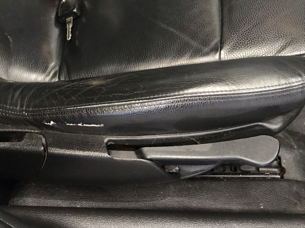 TEFAL Pro Style One Garment Steamer IT2461. NB: Not Boxed.