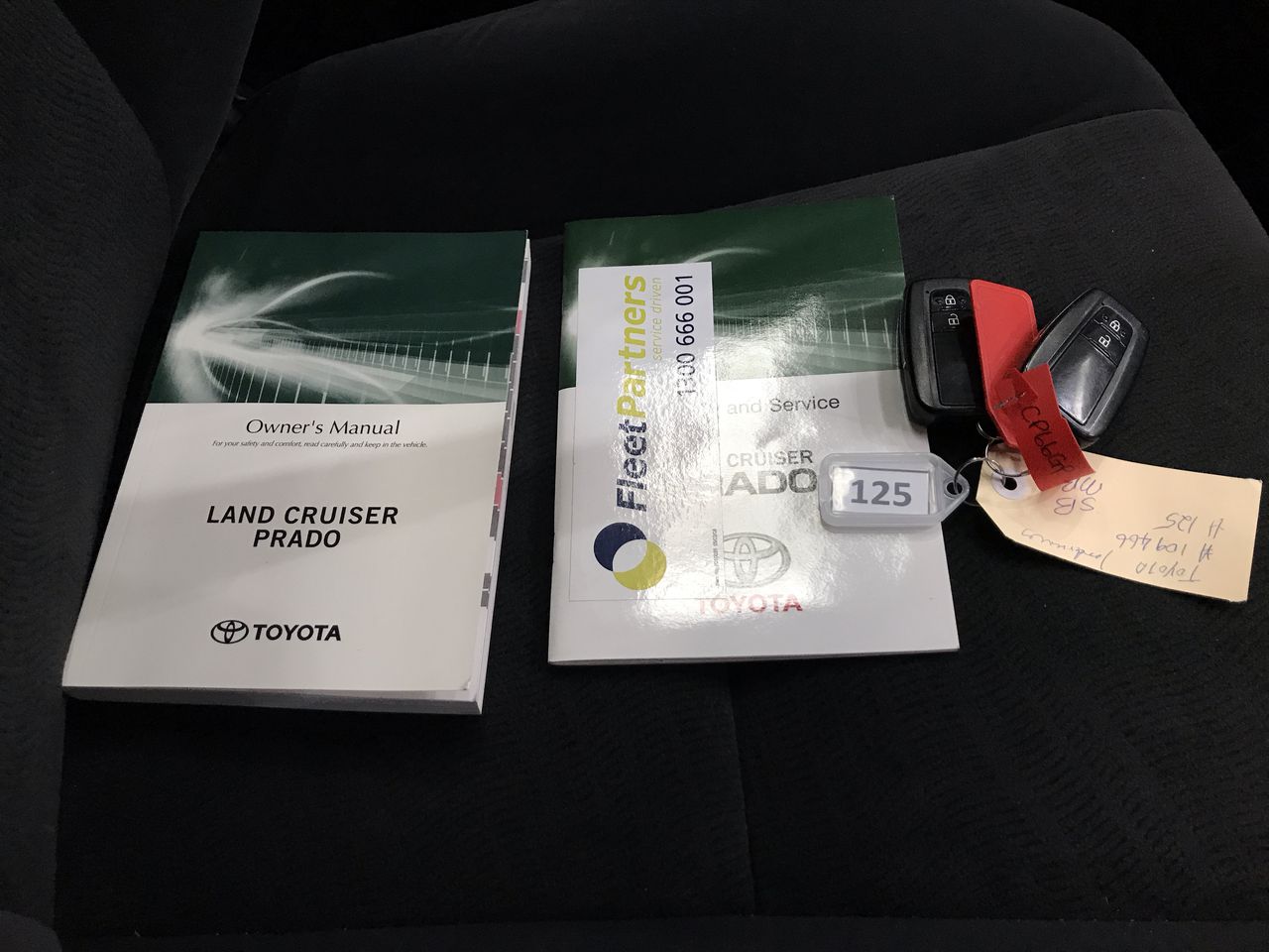 New Waterproof Men'S Watch Barrel Shaped Transparent Quartz Watch Popular