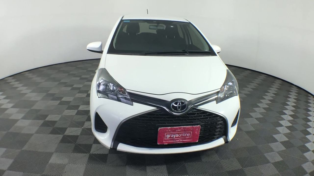 Vial full of Gold Leaf/Flake