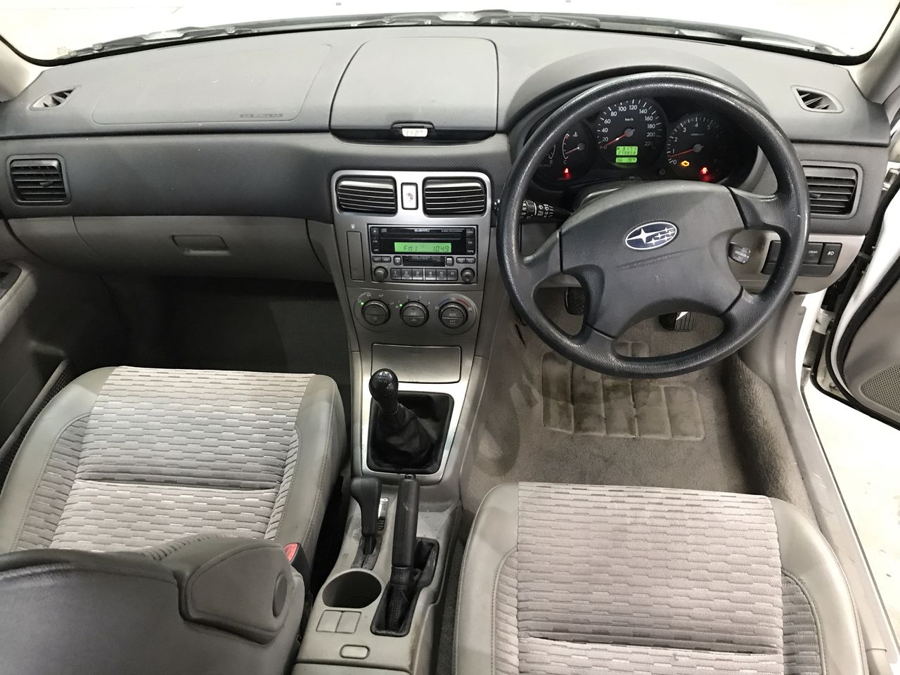 6 -10mm Flower Jade, Regalite & Baroque Pearl Pendant Charm Necklace.