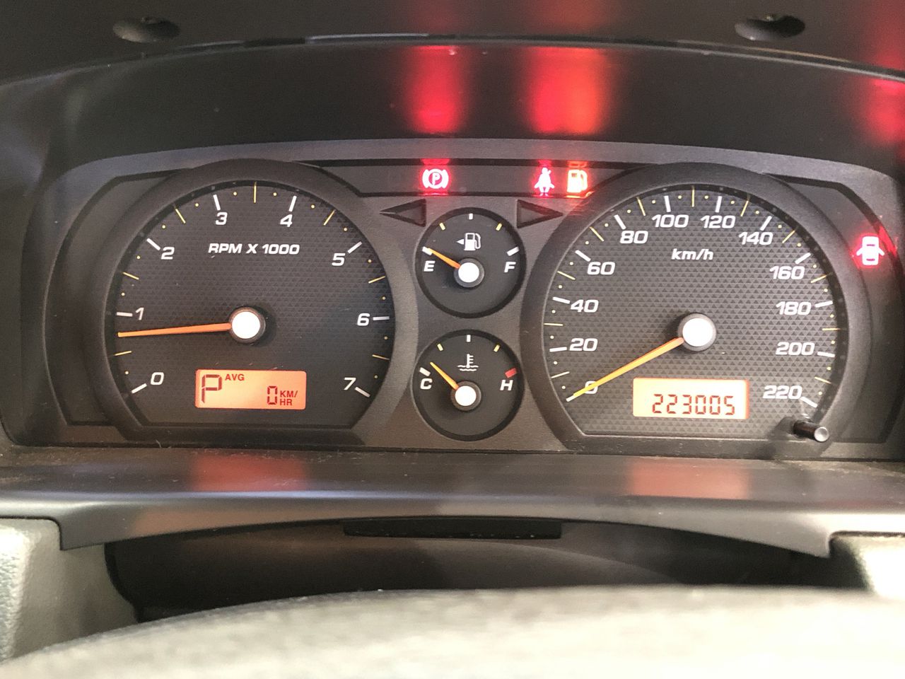 Designer Floral Necklace in Gold