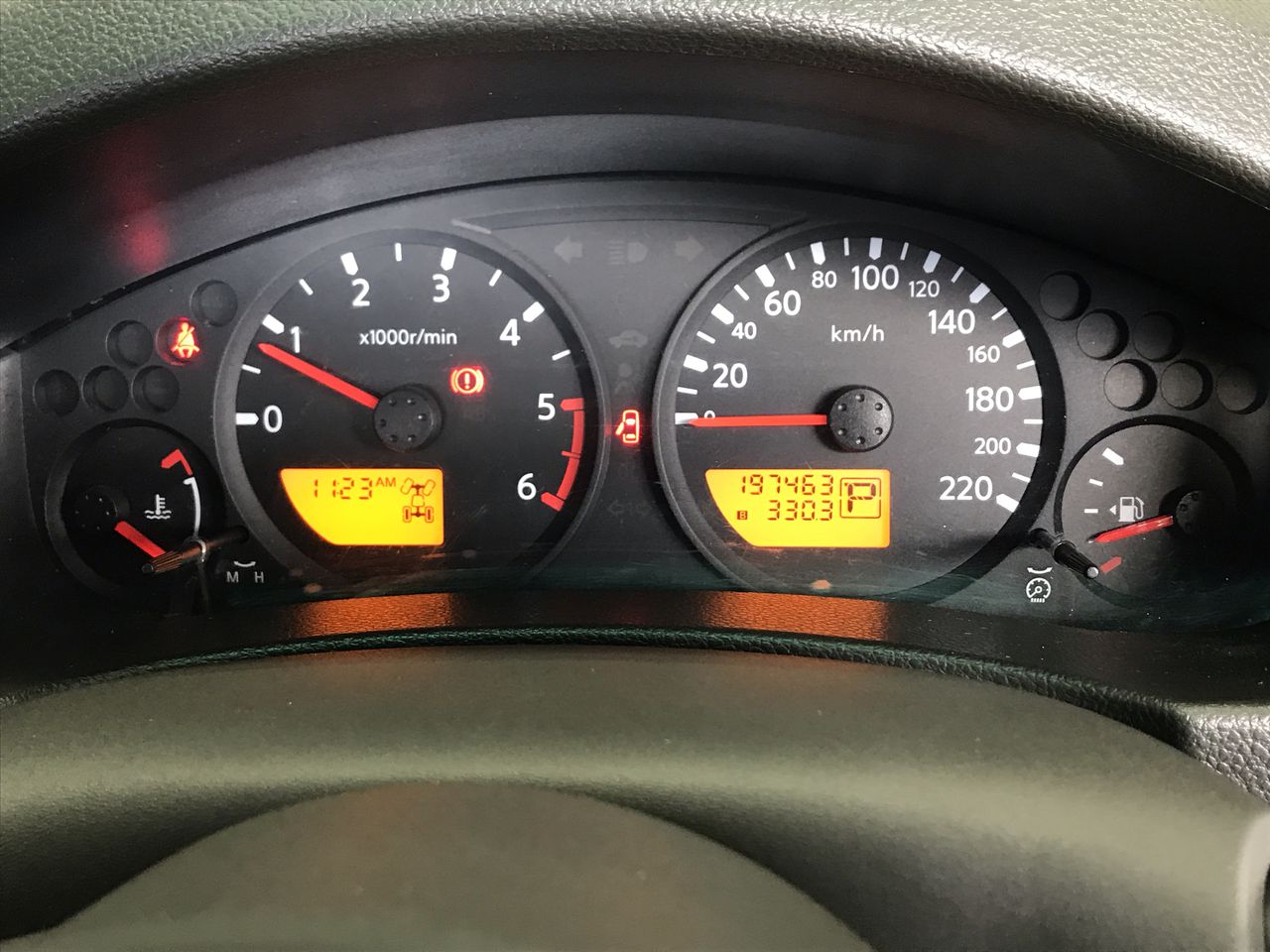 BIJ'OR - Genuine Black Freshwater Pearl  & Simulated Diamond Stud Earrings