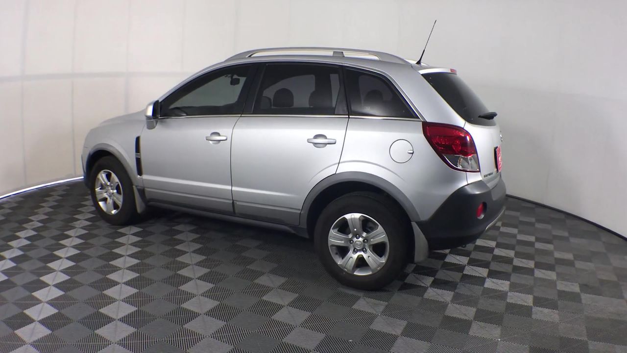 BIJ'OR - Stunning Simulated Diamond Purple Freshwater Pearl Butterfly Stud