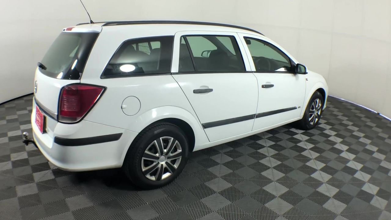 LENOVO IDEAPAD 300-14IBR Laptop CELERON N3150 4GBRAM/500GB