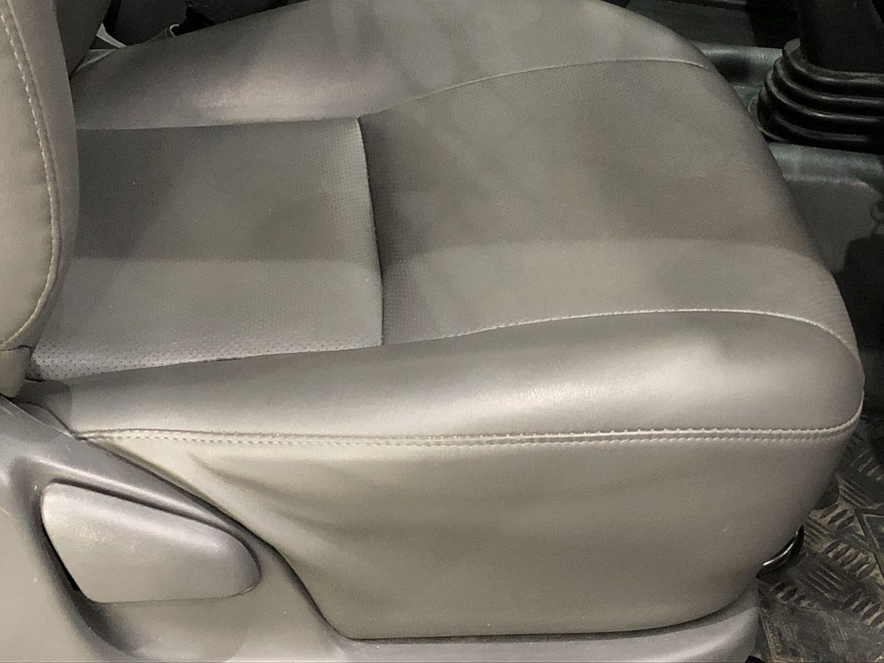 Veuve D'Argent Cuvee Prestige Blanc de Blancs Brut NV (6x 750mL)