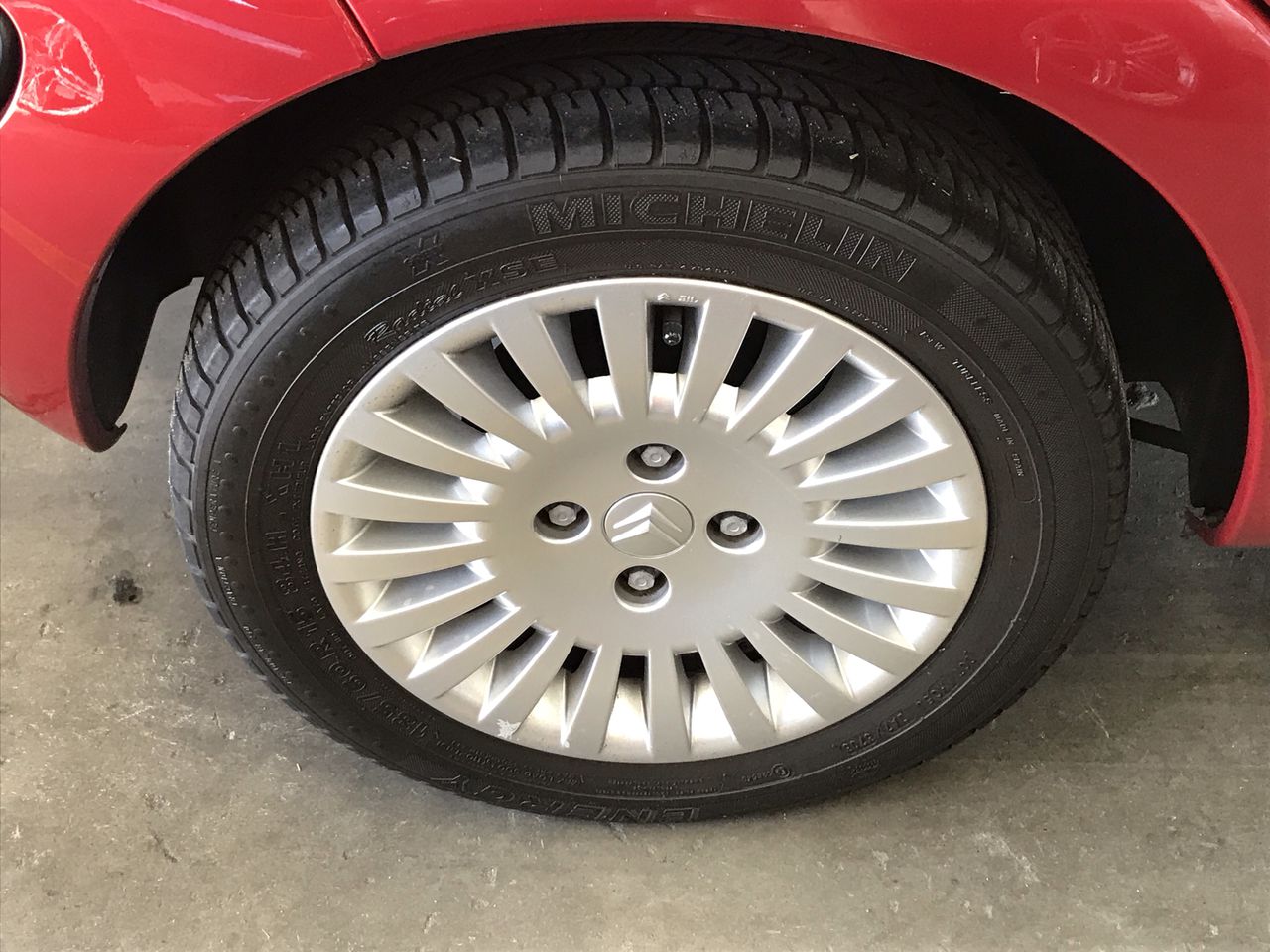 Bulk lots diamond/gemstone rough/magnet