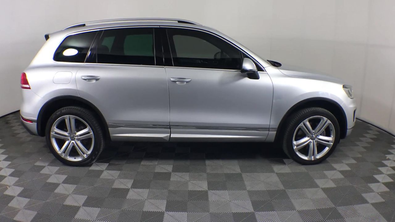 Marantz ST140 AM/FM Stereo Tuner + PM140 Stereo Amplifier (Lot of 2)