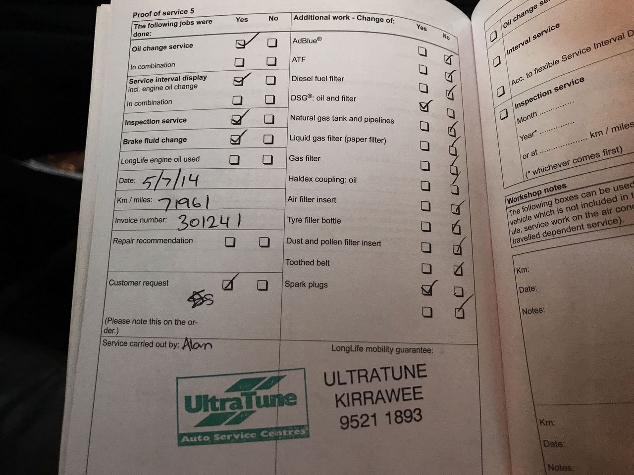 2023 $2 Matilda Light Green Coloured two dollar FIFA Soccer Coin Queen New