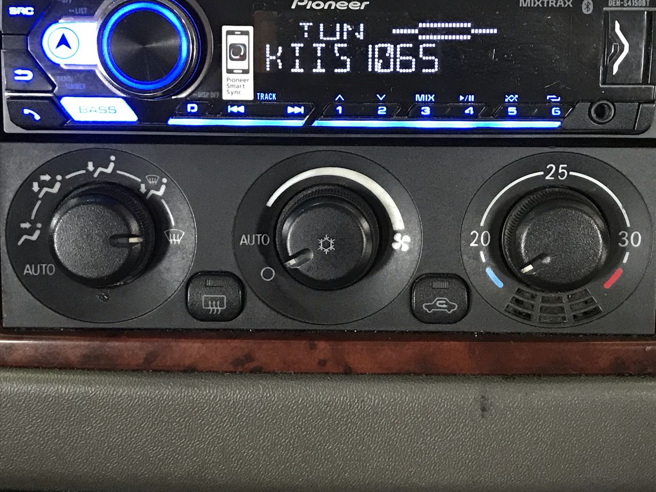 NED KELLY` Set Of 3 x1oz Ingots & Display Box Finished 999 Antique Silver