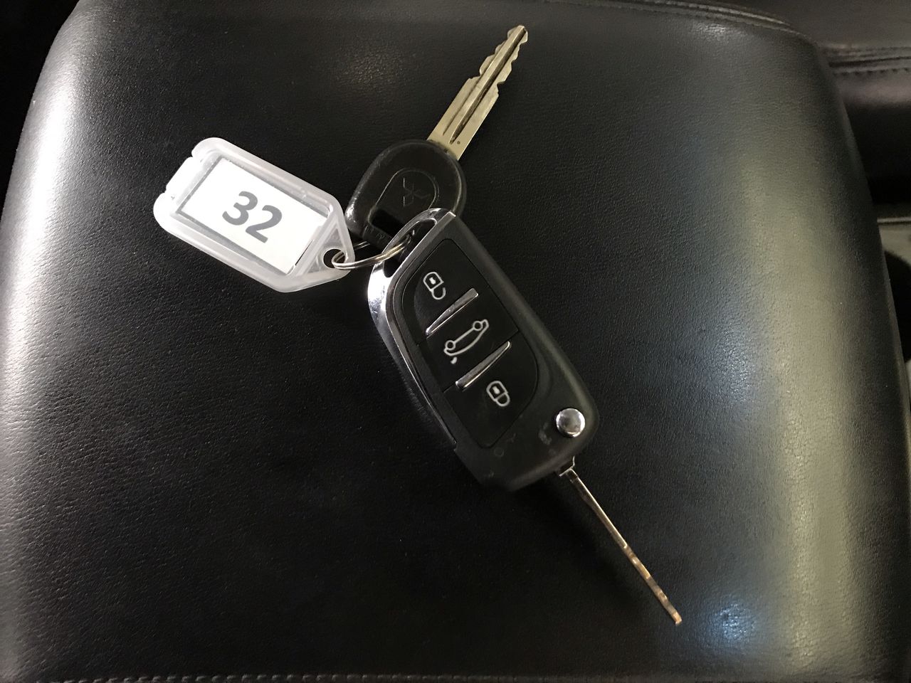 New "Ned Kelly #4" 1/10th oz HGE 999 Gold Australiana Coin Wood Display Box