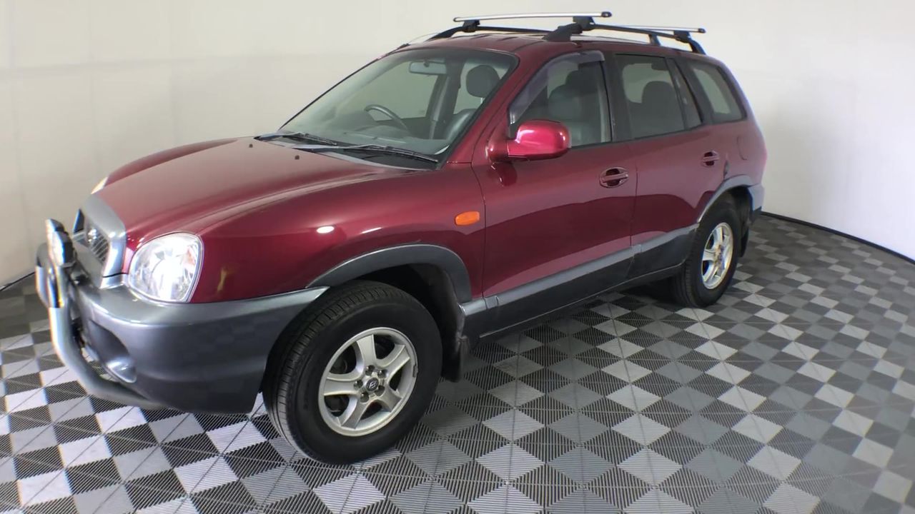 0.07 carat white round 4 diamond