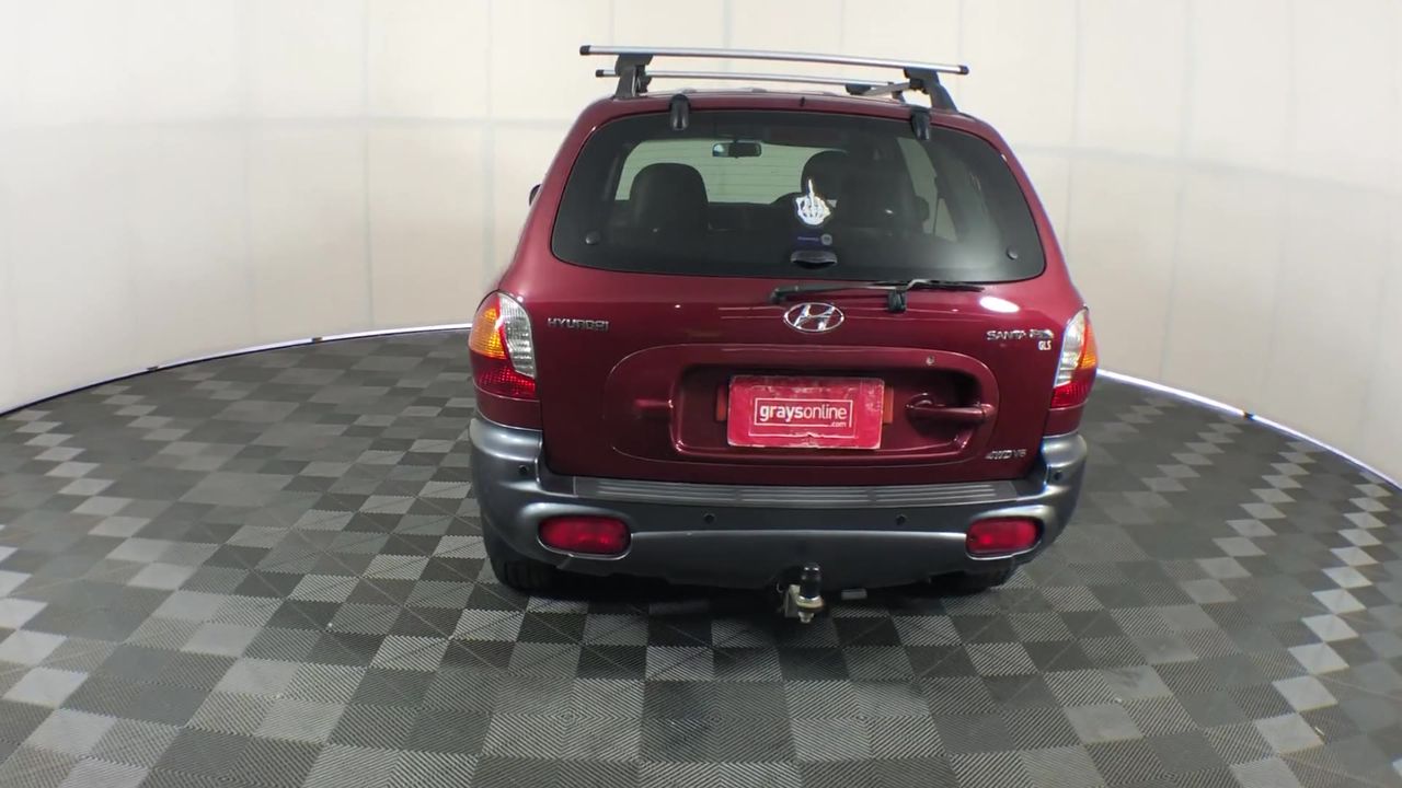 0.06 carat 4 natural white round diamond