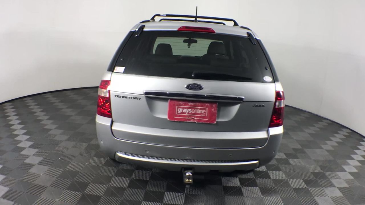 Unused 2025 Landhonor 11ftx19ft  Metal Garage Shed with Double Front Doors