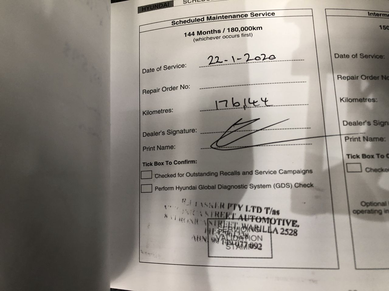 <p>2005 Scania R580 6 x 4 Tipper Truck</p>