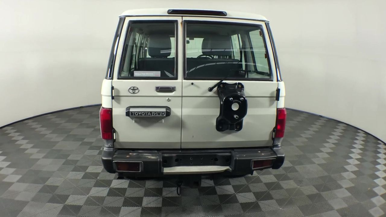 18K/Italy Stamped Bracelet Yellow Gold Filled 8mm--21.59cm