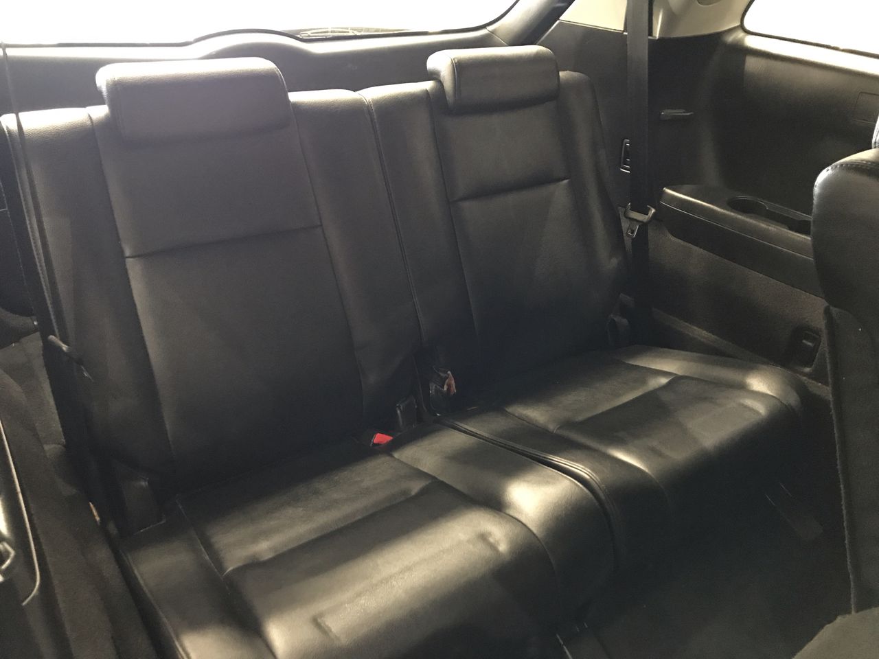 <B>9K Yellow Gold F/W Pearl Drop Earrings</B><P>