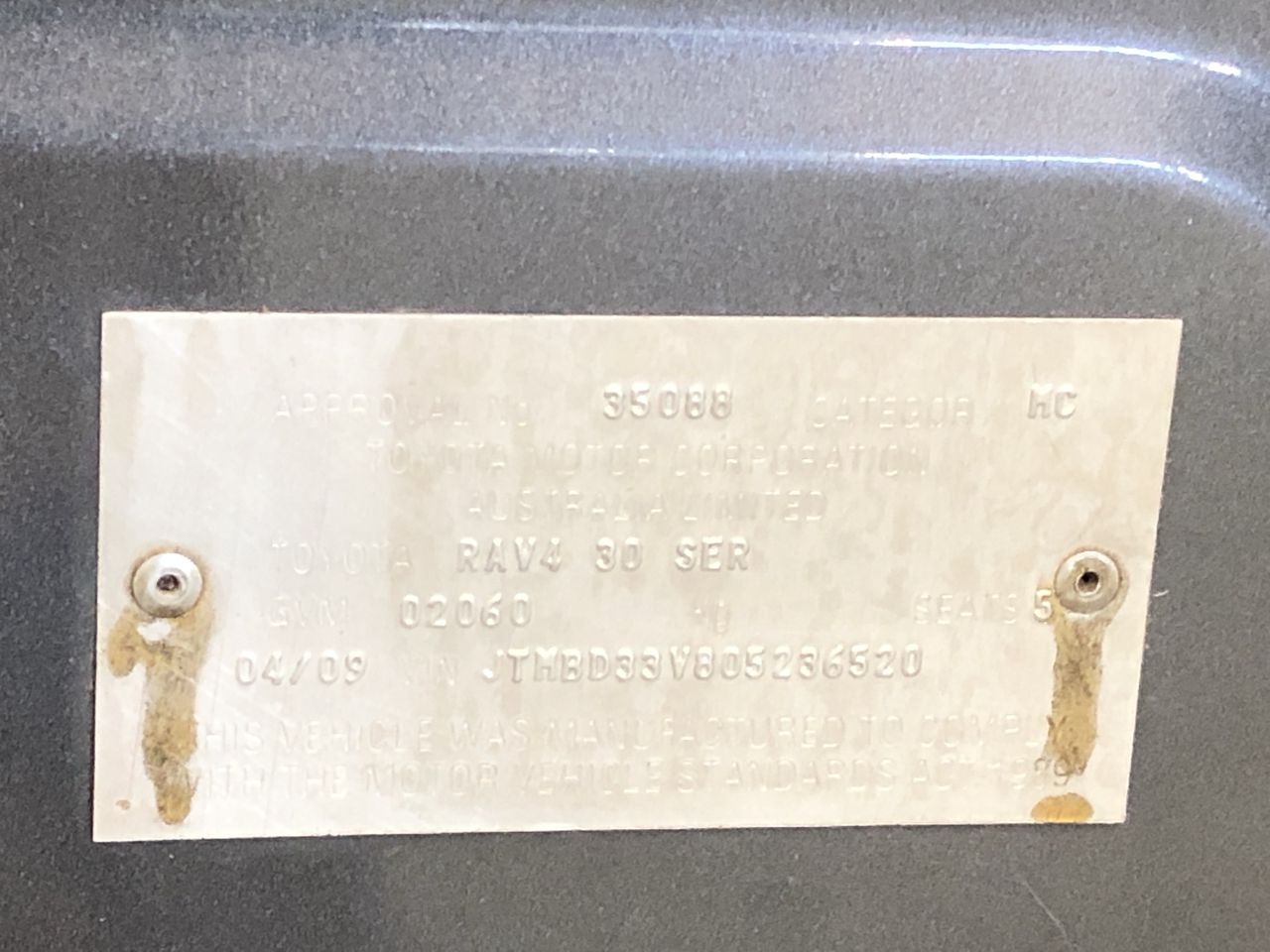 Apple Studio Display - Standard Glass - Tilt-Adjustable Stand. RRP: $3,099.