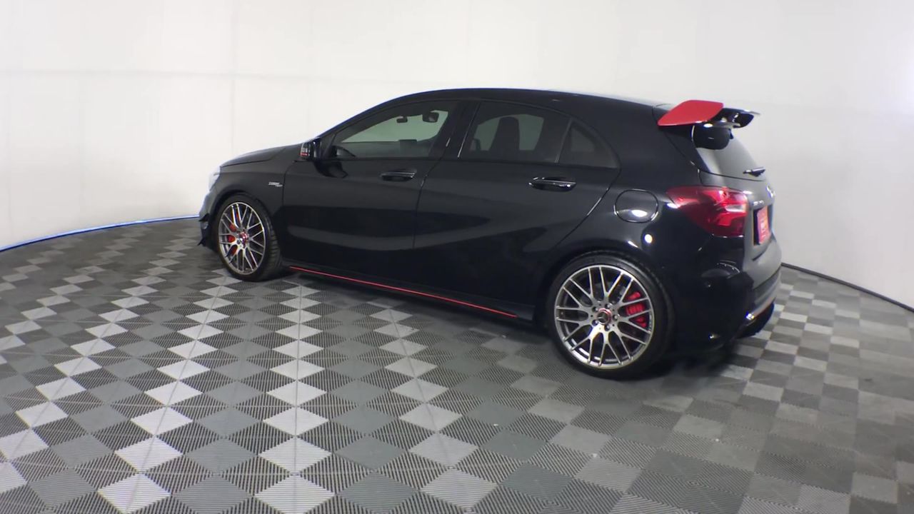 Bradman 5 Dollar Bi Metal Coin on Card of Issue 1996 Issued by RAM