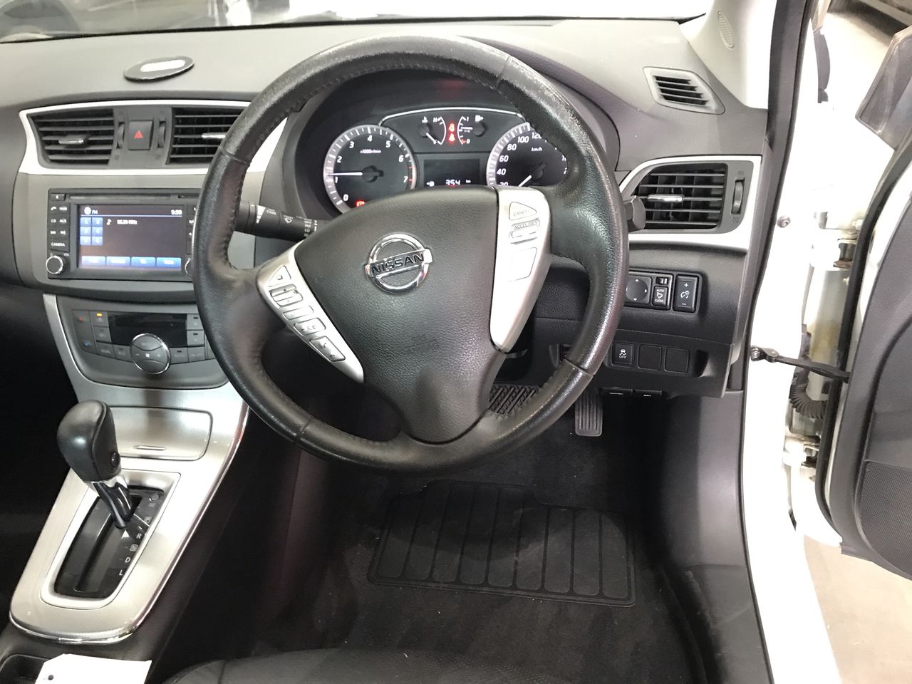 Keruing Laminated Beam GL19 330x65  at 6.0m