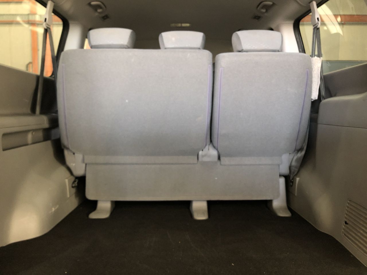 Quantity of 4 23.5-25 Earthmoving Tyres(Unused)