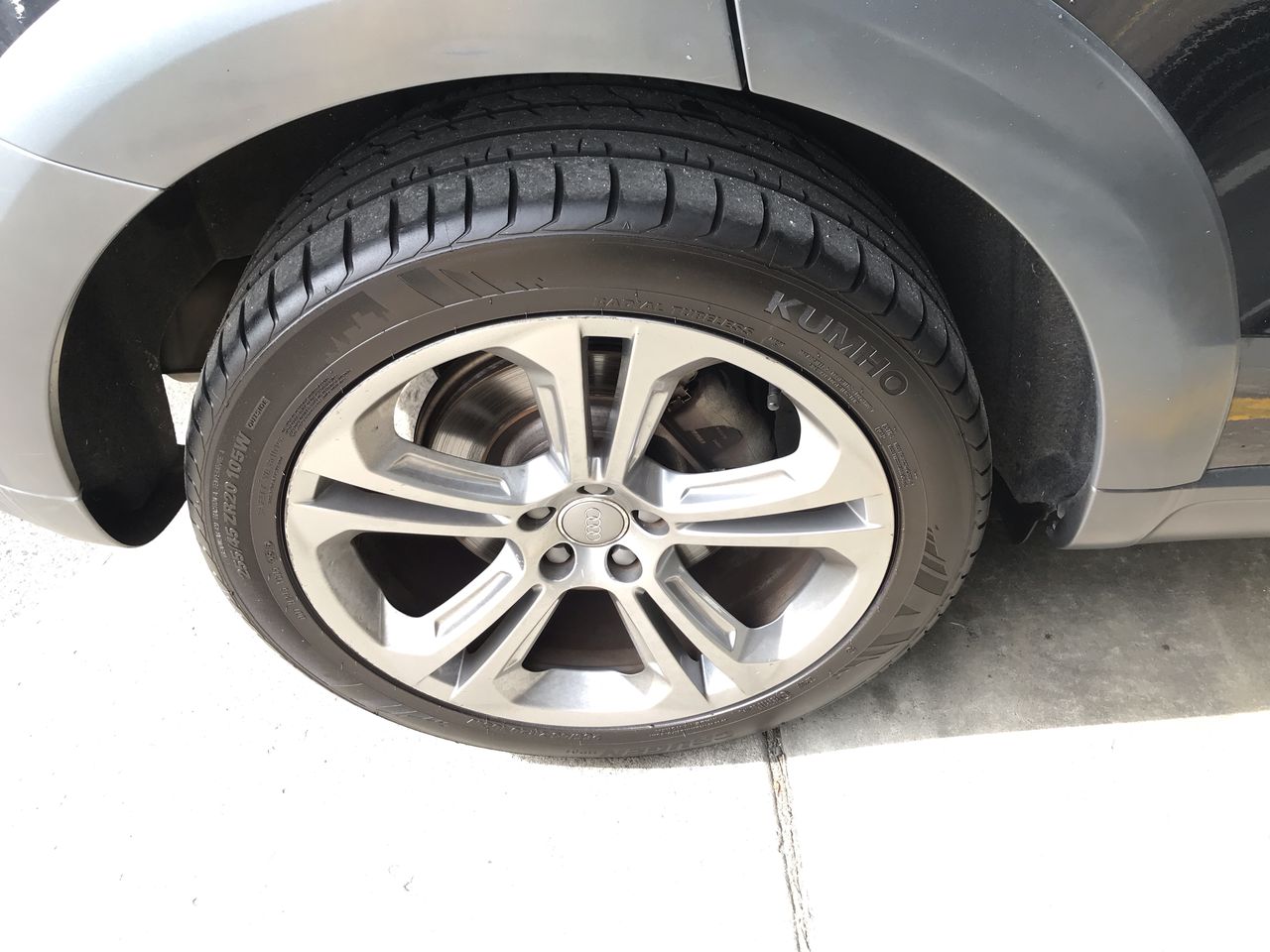 <p>Trade Lock Box </p>