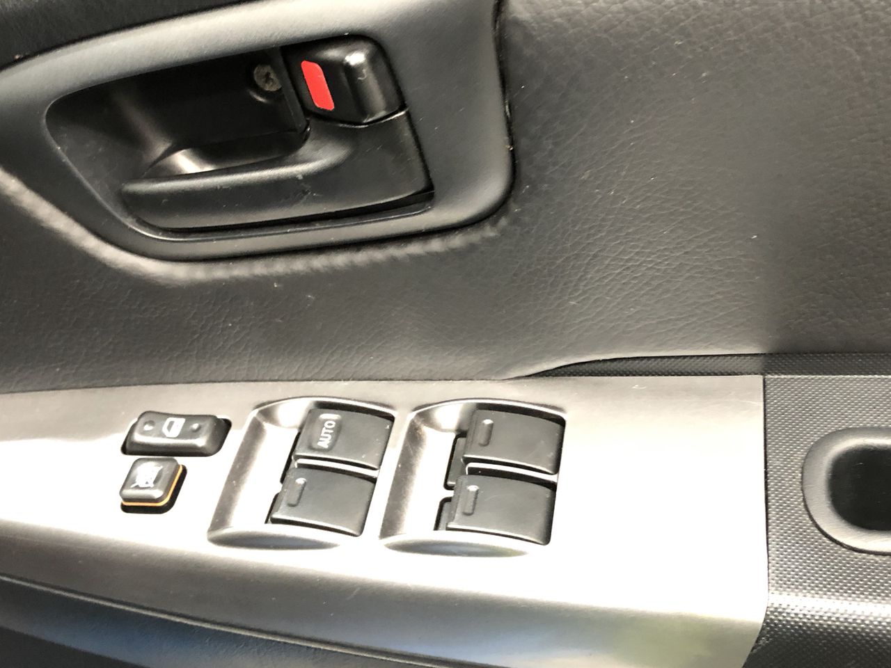 Yellowglen Yellow Sparkling NV (6x 750mL).