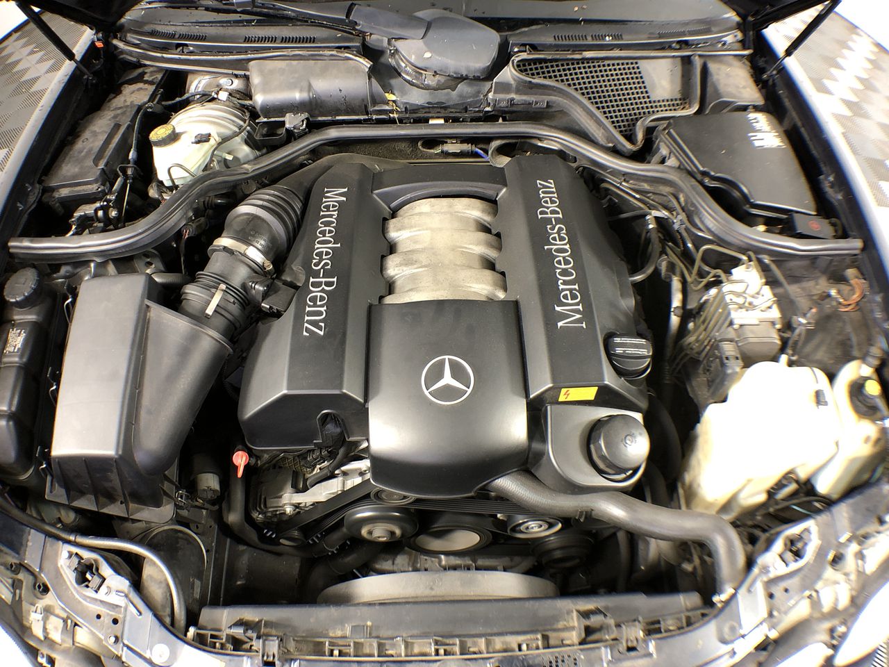 HP ProBook x360 11 G4 EE Laptop m3-8100Y 4GBRAM/128GB Black