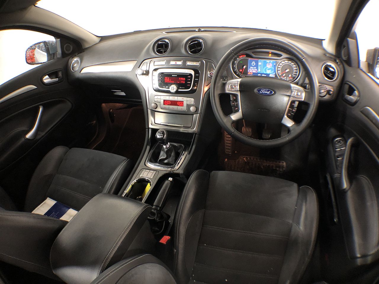 Designer Love Heart Necklace & Earring Set in Silver