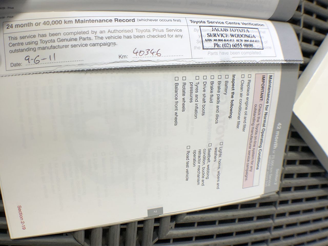 Designer Whirly Pendant Necklace in Silver