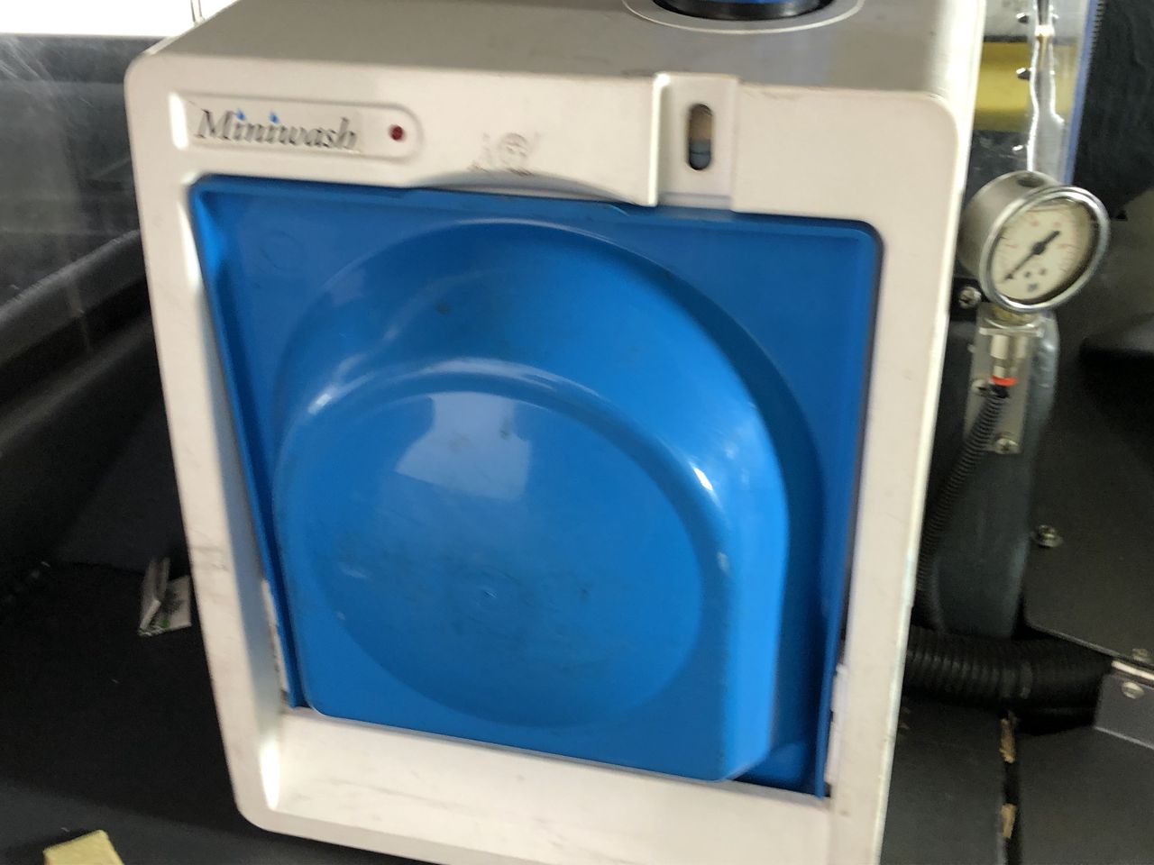 Wolf Blass Yellow Label Pinot Noir (6x 750mL). SA