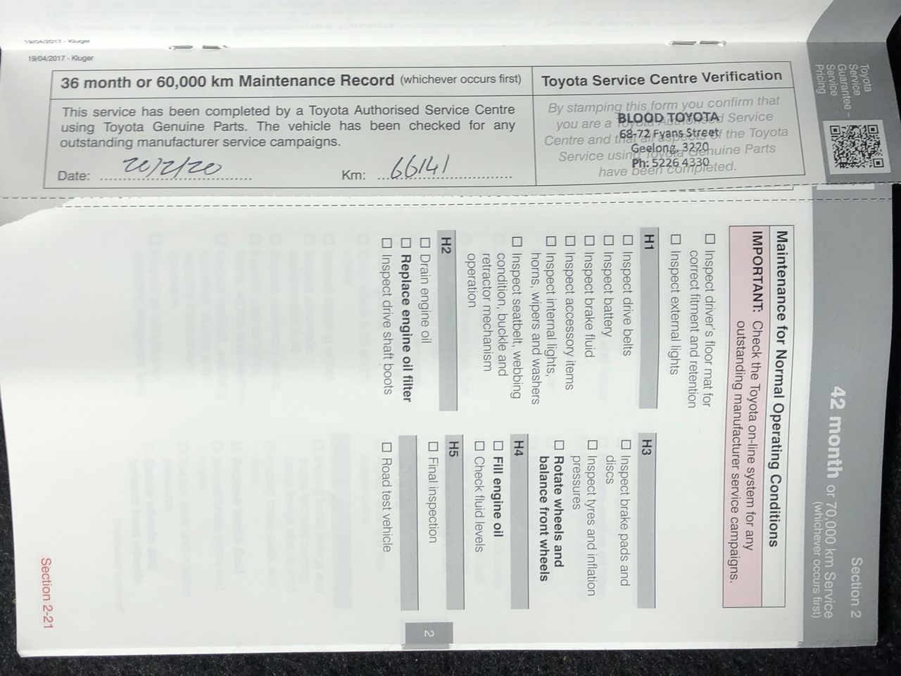 Vial full of Gold Leaf/Flake