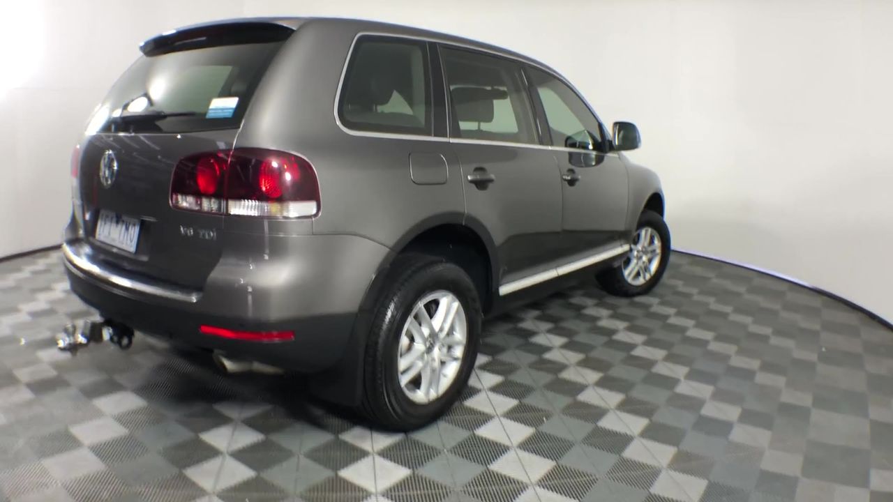 Bulk items, gold diamonds, silver coins