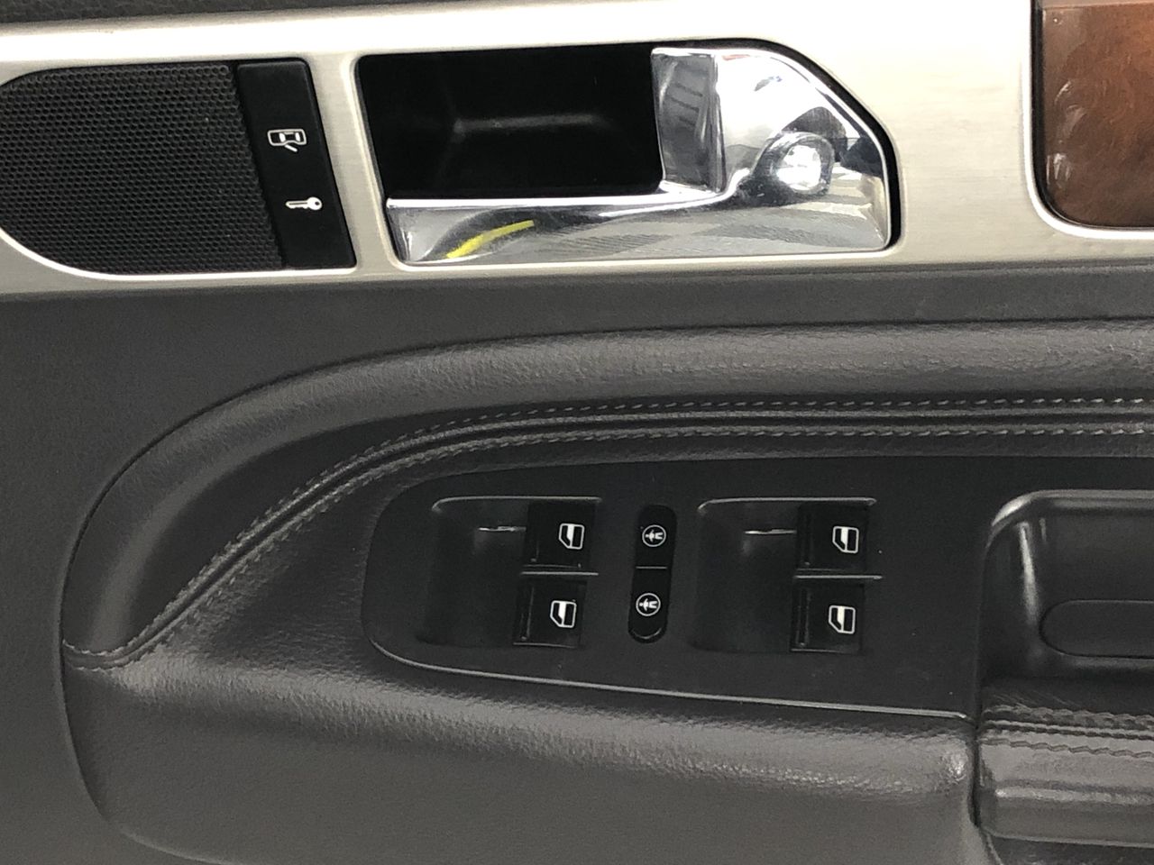 0.11 Carat white princess cut diamond pair