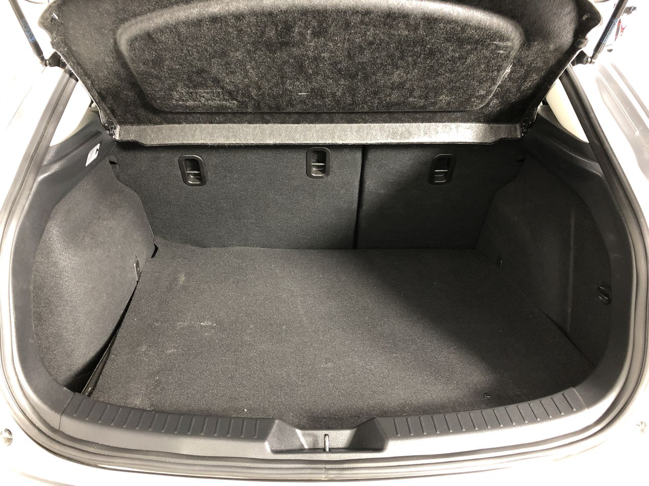 1966 Australia Silver Queen Elizabeth coin & 0.10 Xag silver bar x 4