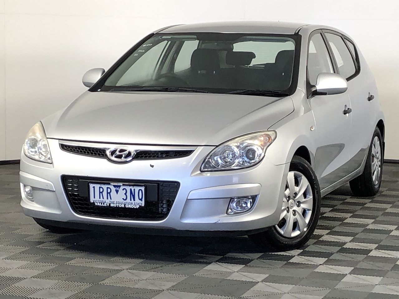 0.20 pink various diamonds