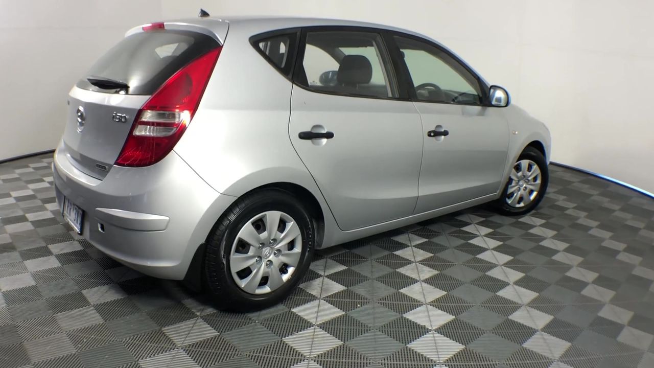 1/100 Scottdale x 2, 1 gram Valcumbi silver bars x 2 & 1 Kilo Copper Bar